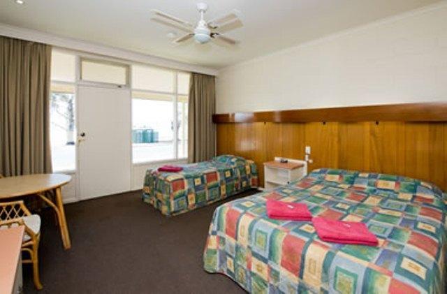Barmera Lake Resort Motel Room photo
